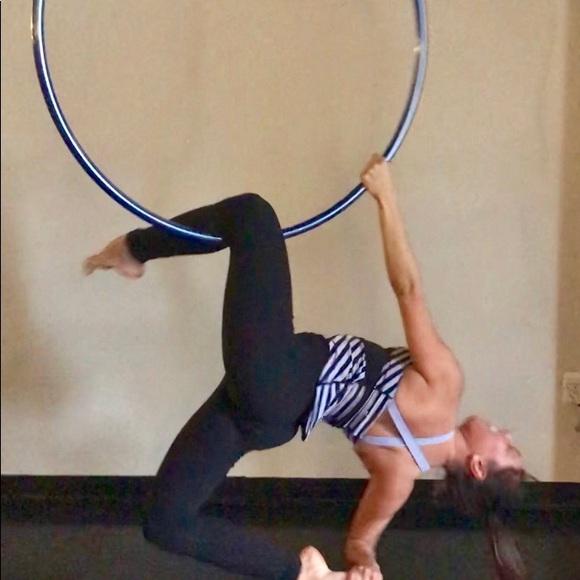 Lululemon Top - Picture 4 of 8